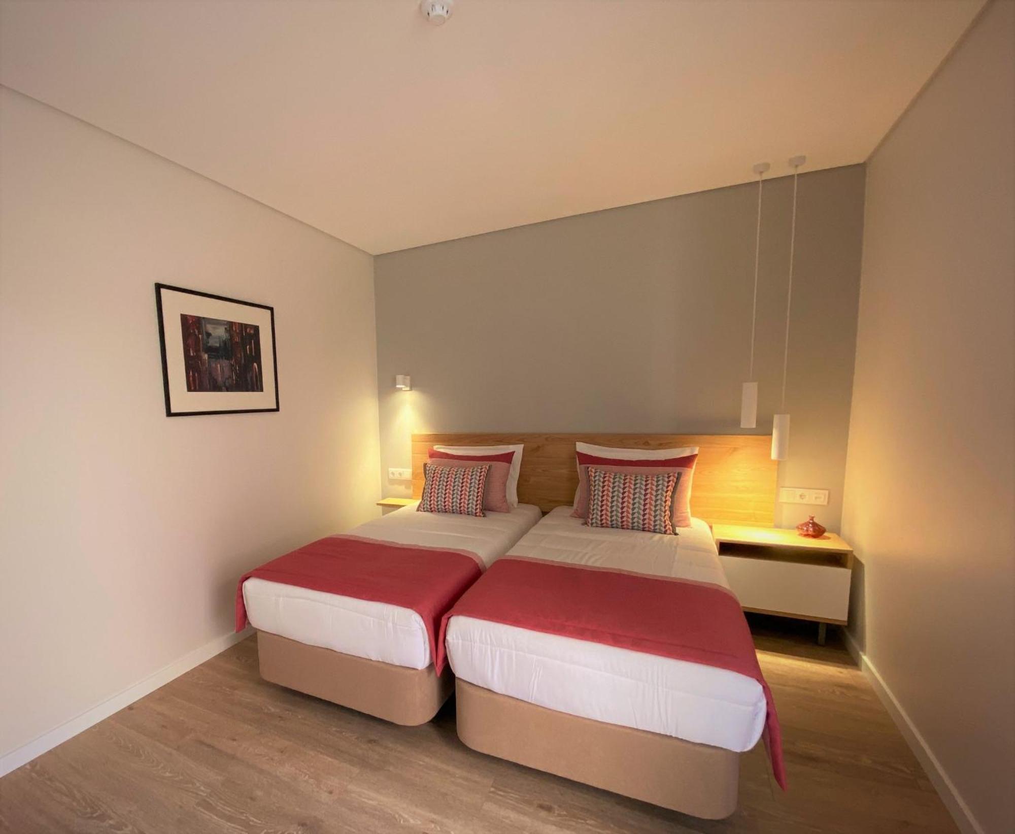 فارو Cardeal Suites & Apartments الغرفة الصورة